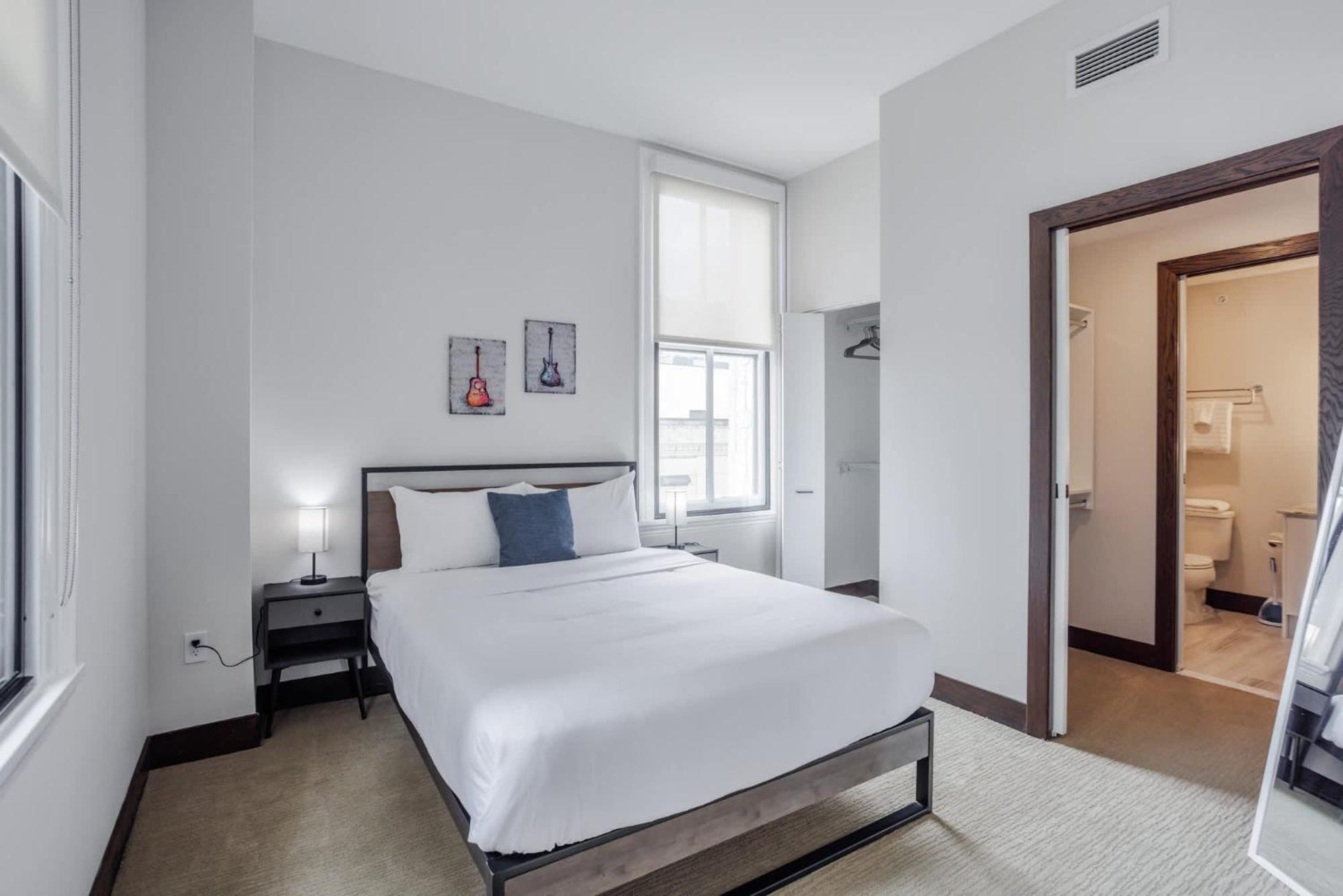 Cozysuites Sky Central Rooftop Pool #21 신시내티 외부 사진